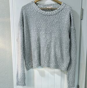 Andrée by Unit Grey Popcorn Texture Crew Neck Sweater – Size Large